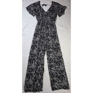 Streetwear Society Black and White Paisley Floral Short Sleeve Jumpsuit